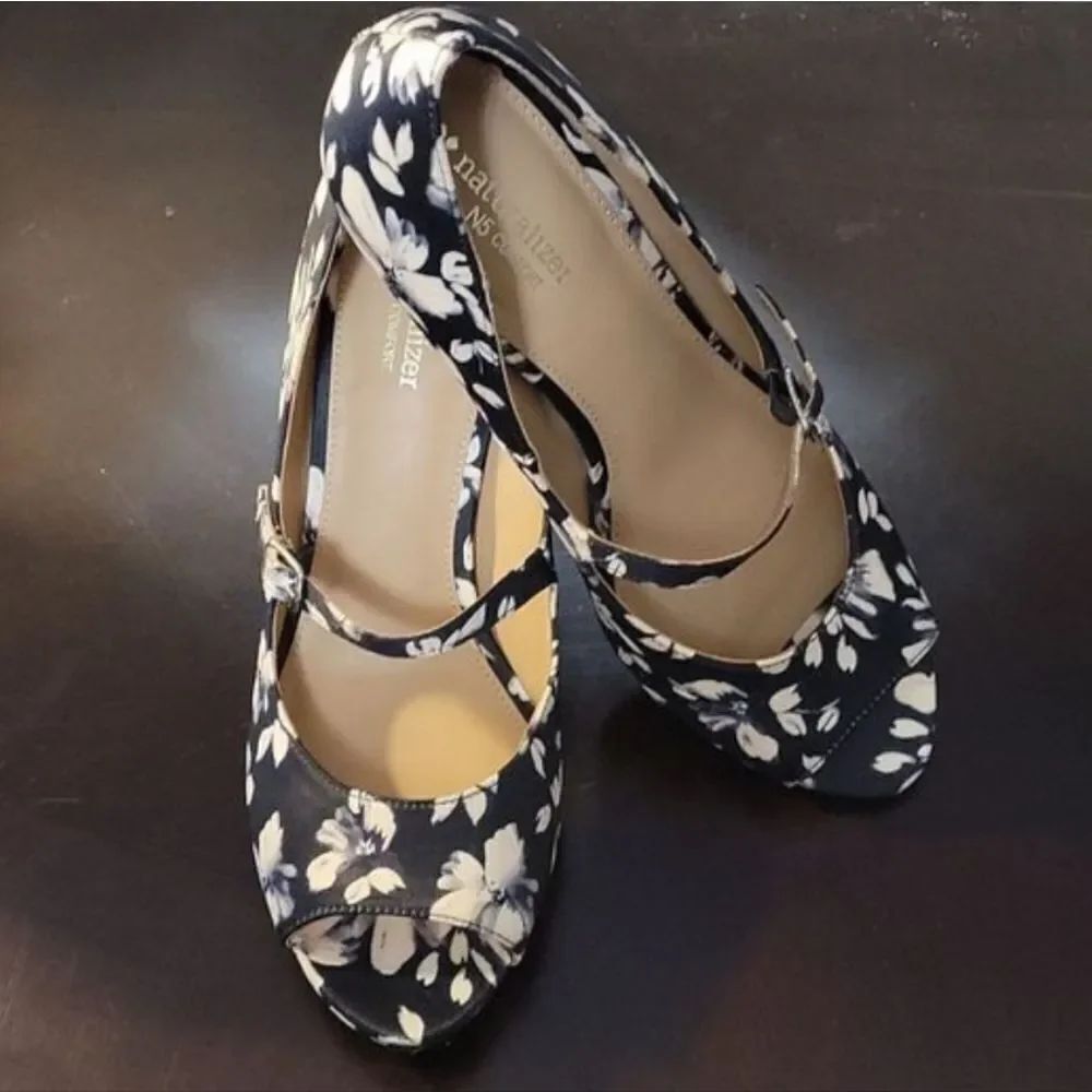 BRAND NEW NATURALIZER N5 NAVY BLUE FLORAL IRIS OPEN TOE MARY JANE COMFORT PUMP